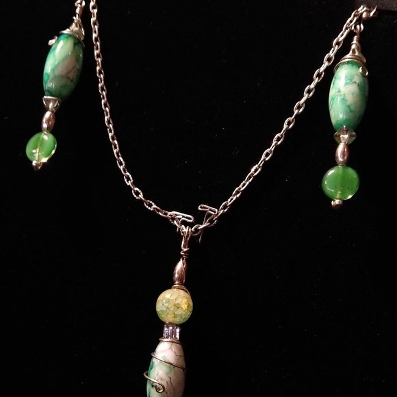 CCLHMHLLC Wired Jewellery Designs - Picture 4 of 4